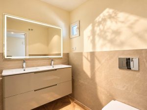Baño principal en la reforma integral de un chalet en Las Rozas