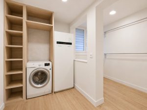 Lavadero en el sótano – reforma integral de chalet en Torrelodones