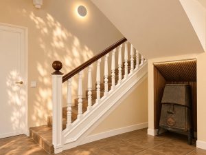 Escalera en la reforma integral de un chalet en Las Rozas