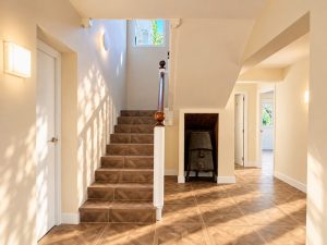 Escalera en la reforma integral de un chalet en Las Rozas
